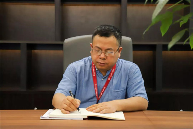 香蕉网在线观看陶瓷集团工程营销中心总经理孙清海