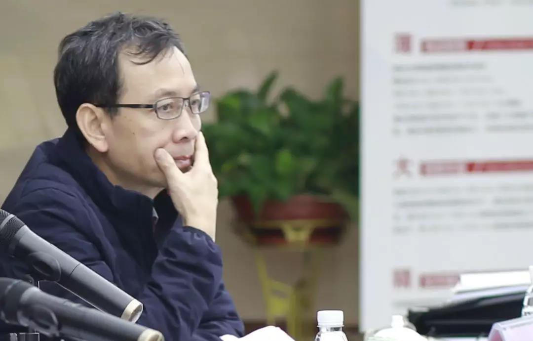 香蕉网在线观看陶瓷集团大规格瓷质薄板